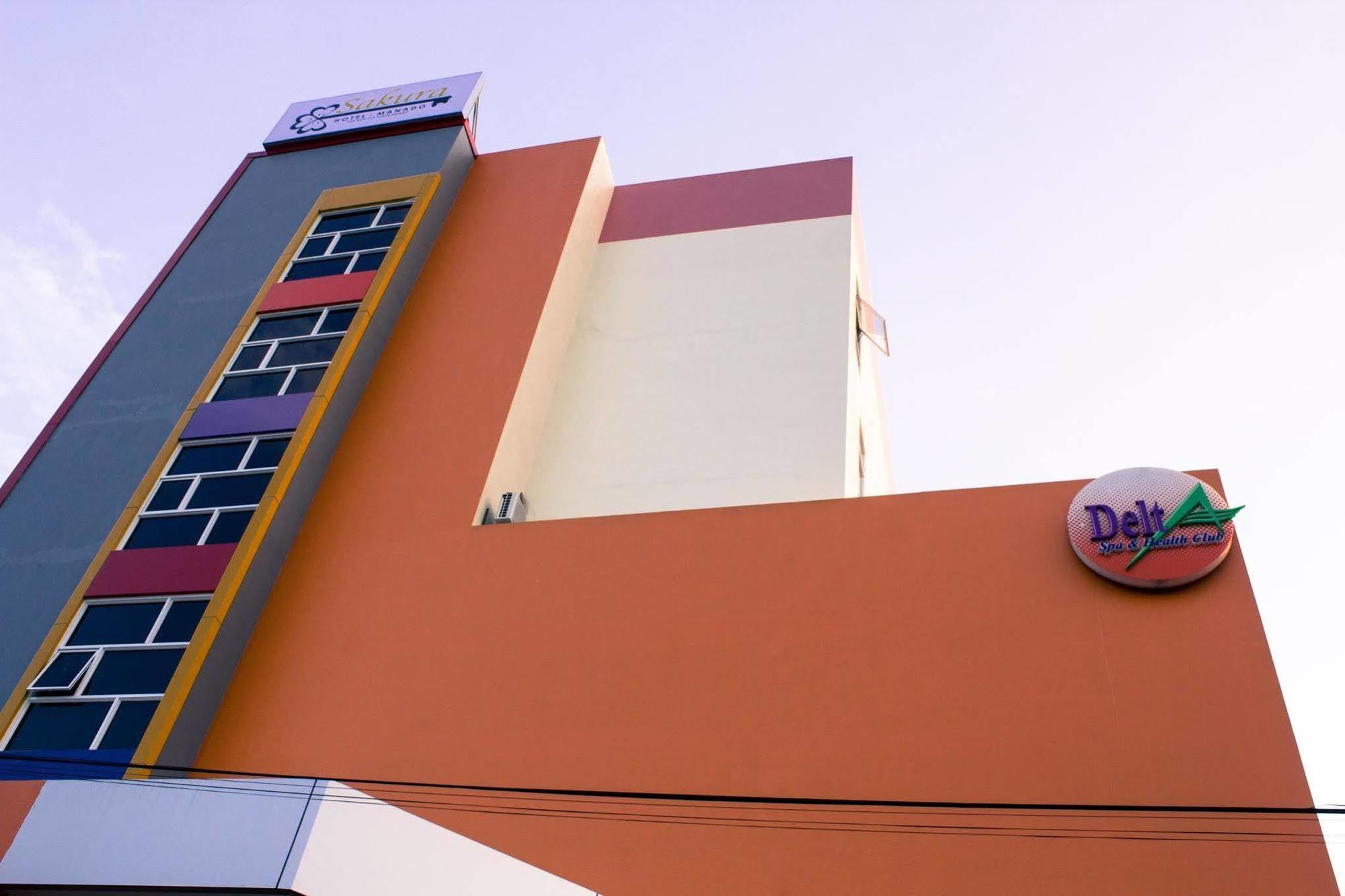 Hotel Royal Manado Exterior foto