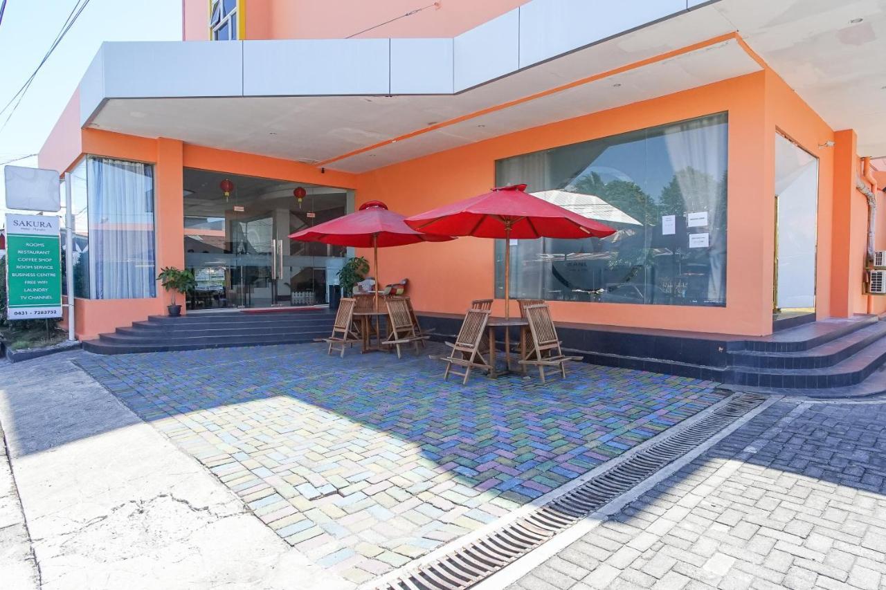 Hotel Royal Manado Exterior foto